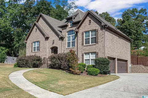 133 Silverleaf Dr, Pelham, AL 35124 photo 2