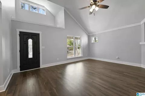 814 Powers St, Clanton, AL 35045 photo 6