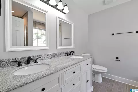 814 Powers St, Clanton, AL 35045 photo 38