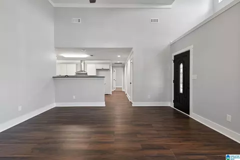 814 Powers St, Clanton, AL 35045 photo 5