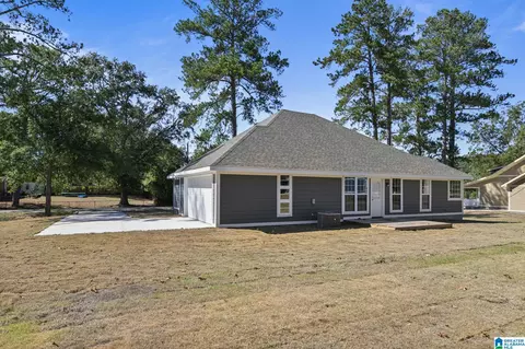 814 Powers St, Clanton, AL 35045 photo 44