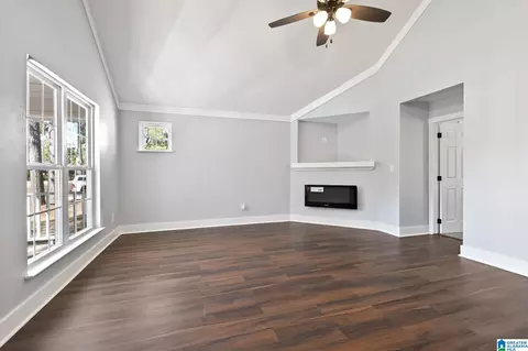814 Powers St, Clanton, AL 35045 photo 3