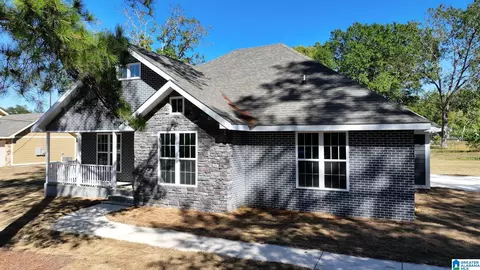 814 Powers St, Clanton, AL 35045 photo 45