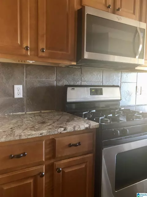 1505 Overlook Pt, Warrior, AL 35180 photo 10