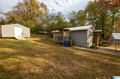 9027 2nd Ave E, Trafford, AL 35172 photo 4