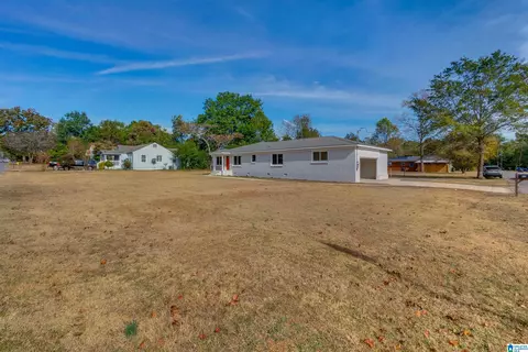 308 Penter Ave, Clanton, AL 35045 photo 5