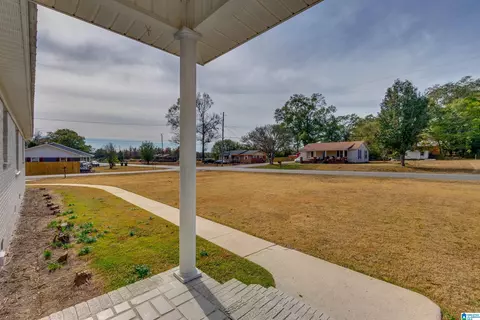 308 Penter Ave, Clanton, AL 35045 photo 9