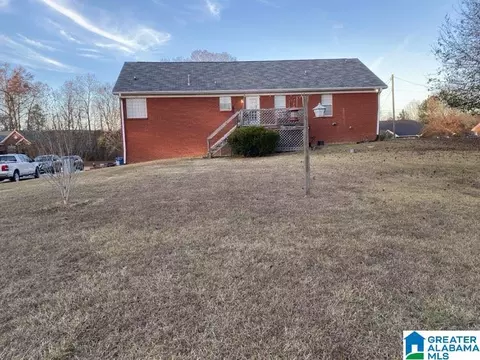 400 Panoramic Cir, Warrior, AL 35180 photo 2