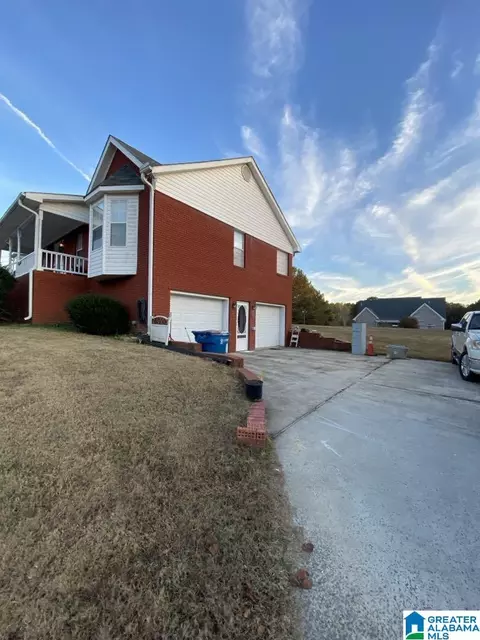 400 Panoramic Cir, Warrior, AL 35180 photo 4