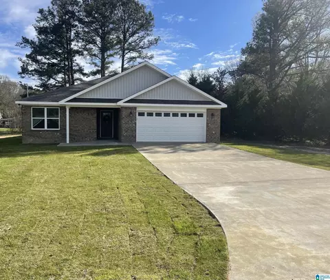113 Alan Dr, Clanton, AL 35045 photo 1