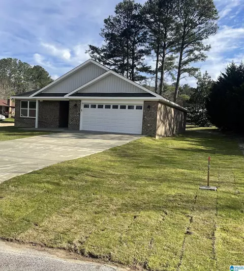 113 Alan Dr, Clanton, AL 35045 photo 2