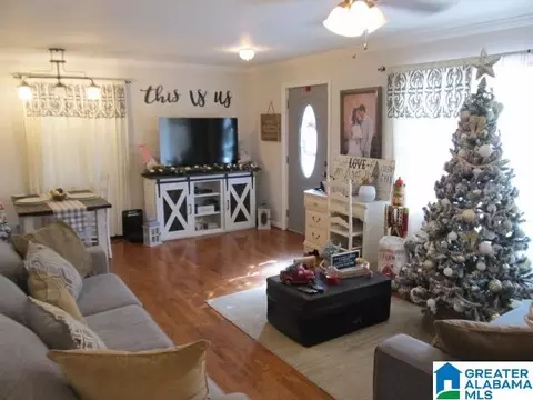 75 Pine St, Oneonta, AL 35121 photo 3