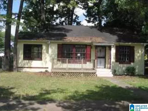116 Parkwood St, Midfield, AL 35228