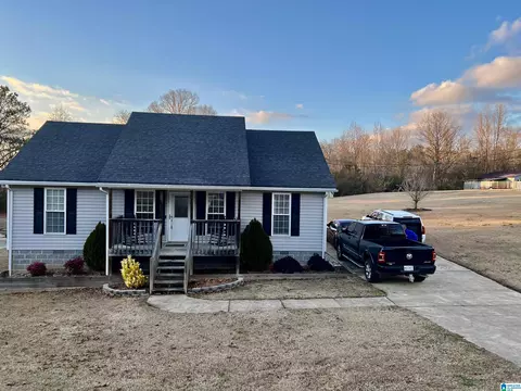 2005 Armstrong Loop Rd, Hayden, AL 35079 photo 2