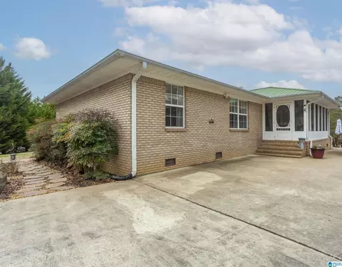 Exterior - 281 Perry Rd, Vincent, AL 35178 photo 3 of 22