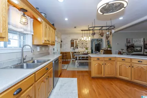 Kitchen - 281 Perry Rd, Vincent, AL 35178 photo 6 of 6