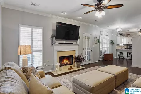 Living - 459 Cedar Grove Ln, Maylene, AL 35114 photo 2 of 4