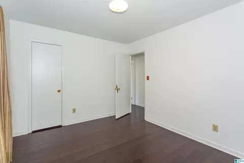 Bedroom - 36 Bart Cir, Alabaster, AL 35007 photo 1 of 3