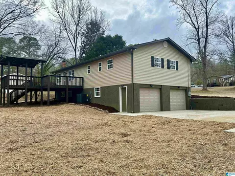 Exterior - 423 Spring Trl, Warrior, AL 35180 photo 7 of 20
