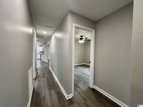 Entry Way - 423 Spring Trl, Warrior, AL 35180 photo 1 of 6
