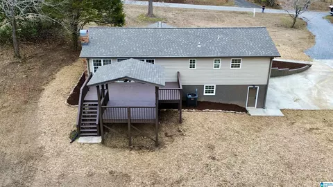 Exterior - 423 Spring Trl, Warrior, AL 35180 photo 4 of 20