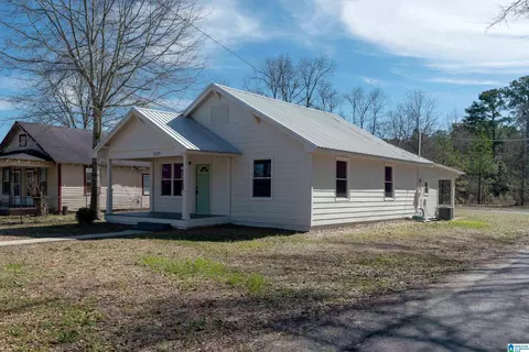 809 14th Ave N, Clanton, AL 35045 photo 2
