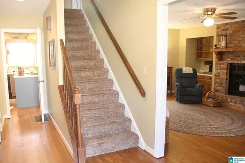 Entry Way - 814 Apache Pass, Anniston, AL 36206 photo 1 of 1