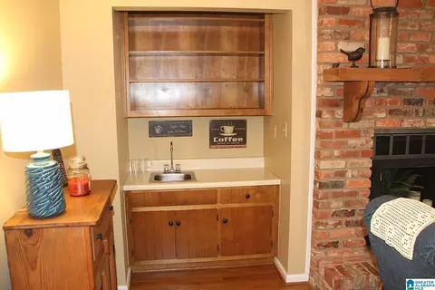 Kitchen - 814 Apache Pass, Anniston, AL 36206 photo 1 of 2