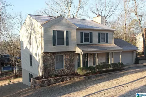 Exterior - 814 Apache Pass, Anniston, AL 36206 photo 1 of 11
