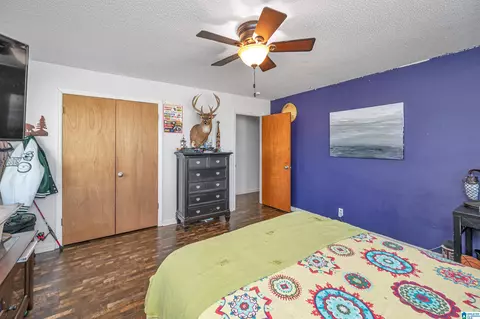 Bedroom - 526 Dallas Loop Rd, Trafford, AL 35172 photo 5 of 5