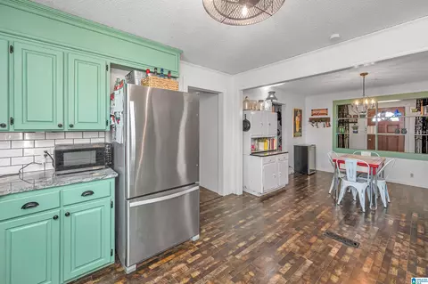 Kitchen - 526 Dallas Loop Rd, Trafford, AL 35172 photo 5 of 5