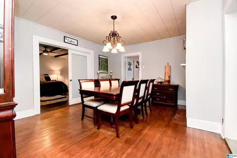 Dining - 1120 Lay Dam Rd, Clanton, AL 35045 photo 5 of 5
