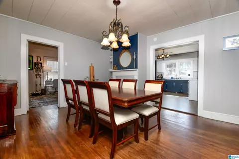 Dining - 1120 Lay Dam Rd, Clanton, AL 35045 photo 3 of 5
