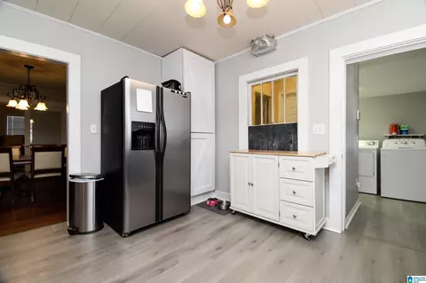 Kitchen - 1120 Lay Dam Rd, Clanton, AL 35045 photo 2 of 3