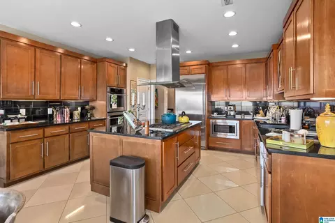 Kitchen - 5 Ruby Ridge Rd, Anniston, AL 36207 photo 1 of 7
