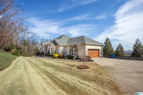 Exterior - 5 Ruby Ridge Rd, Anniston, AL 36207 photo 7 of 11