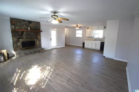 Living - 44 Blake St, Riverside, AL 35135 photo 1 of 3