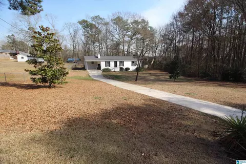 Exterior - 44 Blake St, Riverside, AL 35135 photo 2 of 9