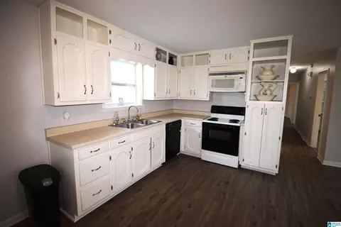 Kitchen - 44 Blake St, Riverside, AL 35135 photo 1 of 2