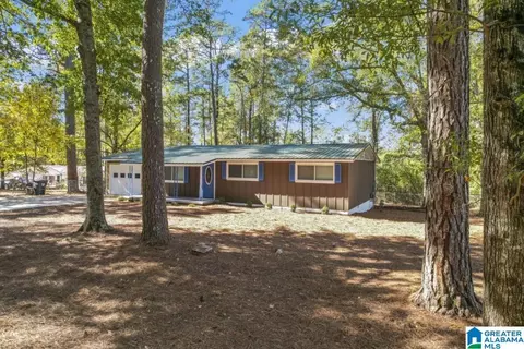 Exterior - 623 Phillips Dr, Vincent, AL 35178 photo 2 of 8