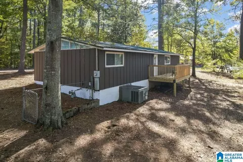 Exterior - 623 Phillips Dr, Vincent, AL 35178 photo 7 of 8
