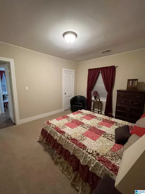 Bedroom - 10641 County Road 29, Clanton, AL 35045 photo 2 of 5