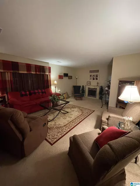Living - 10641 County Road 29, Clanton, AL 35045 photo 7 of 8