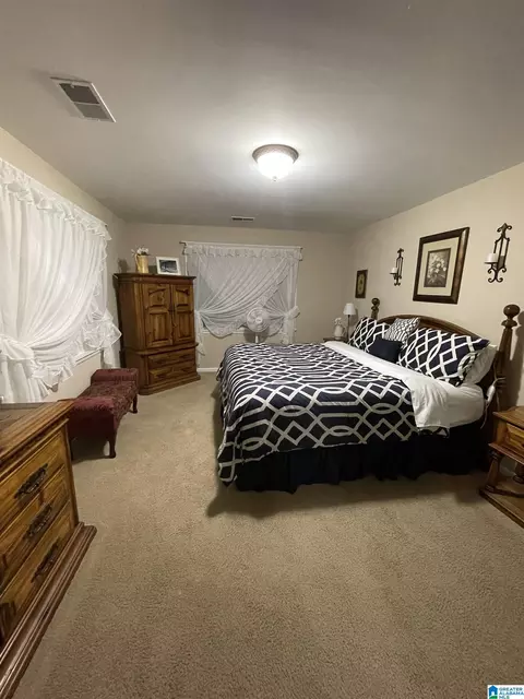 Bedroom - 10641 County Road 29, Clanton, AL 35045 photo 5 of 5