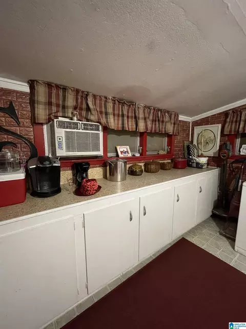 Kitchen - 10641 County Road 29, Clanton, AL 35045 photo 4 of 4