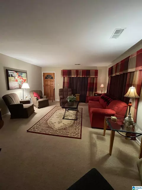 Living - 10641 County Road 29, Clanton, AL 35045 photo 6 of 8