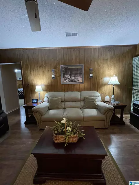 Living - 10641 County Road 29, Clanton, AL 35045 photo 5 of 8