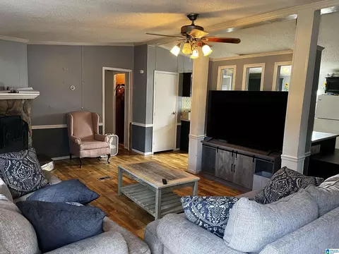 591 Thomas Rd, Warrior, AL 35180 photo 2