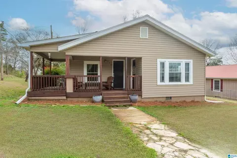 110 2nd St, Warrior, AL 35180 photo 1