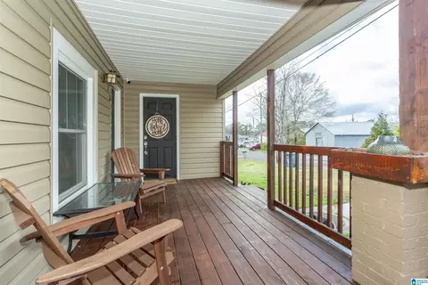 110 2nd St, Warrior, AL 35180 photo 3